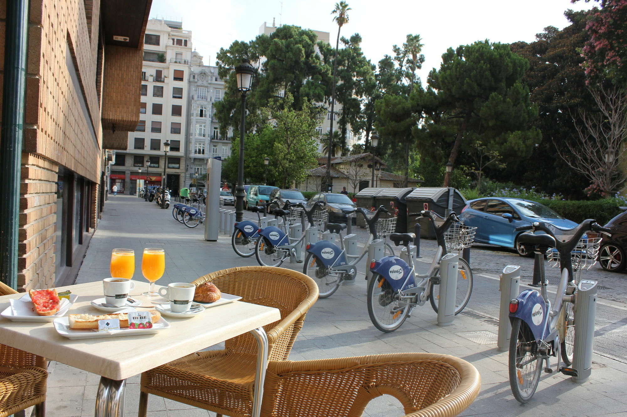 Hi Valencia Boutique Hotel Exterior photo